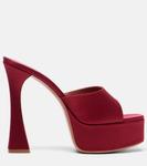 Dalida 140 атласные мюлены на платформе Amina Muaddi, Berry - фото 4