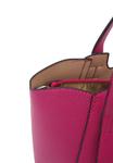 Сумка Harpa Handbag, Berry Pink/Pink - фото 5