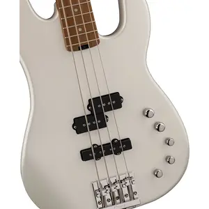 Бас-гитара Charvel Pro-Mod San Dimas Bass PJ IV с 4 струнами, гриф из карамелизированного клена с звукоснимателями Dimarzio - платиновый перламутр