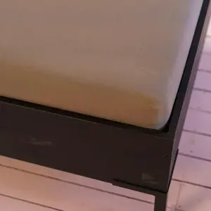 Простыня на резинке Saiko Premium Jersey Taupe, размер 120-130x200-220 см, для матрасов высотой до 35 см, не требует глажки, простая в уходе. Kayori