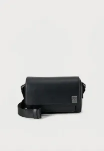 Сумка-Мессенджер emblem через плечо Calvin Klein, Black