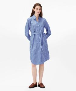 Платье-рубашка из хлопкового поплина.