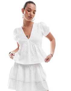 Блузка ASOS DESIGN с V-образным вырезом и сборками, белая