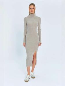 MixRay Вязаное платье в бежевом цвете