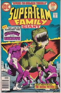 Super-Team Family #8 (Giant) (DC Comics)