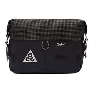 Футболка Nike Unisex черная с металлическим серебром