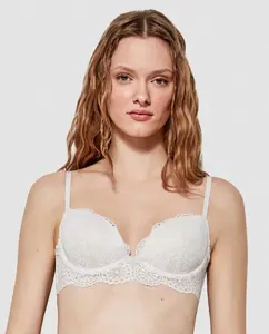 Бюстгальтер пуш-ап на косточках и поролоне из кружевной ткани Gisela, белый