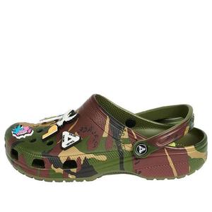 Кроссовки x palace classic clog 'jungle camo' Crocs, зеленый