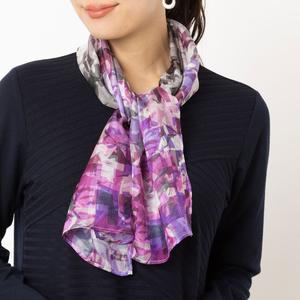 Шелковый шарф с геометрическим градиентом