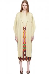 Pleats Please Issey Miyake Бежевые цвета месяца, пальто декабря