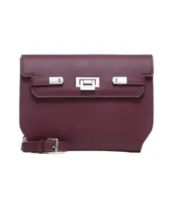 Сумка через плечо с клапаном и застежкой на кнопку. Silvian Heach, красный