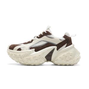 SGIRL TWTW Антискользящие и износостойкие низкие массивные кроссовки для женщин с эффектом увеличения роста - Mocha, цвет Mocha