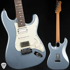 Suhr Classic S Antique Roasted - Ледяной синий металлик