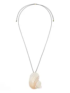 Ожерелье с подвеской-ракушкой Heaven Mayhem, черный