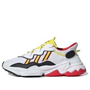 Кроссовки оригинал ozweego красные Adidas, белый