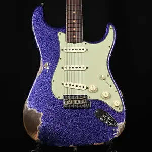 Fender Custom Shop '62 Stratocaster Heavy Relic - состаренный пурпурный блеск 2025 (CZ552209)