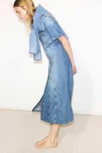 Расклешенное джинсовое платье, мягкое как перо H&M, голубой