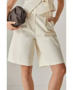 Женские удлиненные шорты из хлопкового твила с пряжкой Nasty Gal, коричневый/бежевый