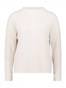Текстурный трикотажный свитер в цвете Bright Cream Melange BETTY & CO