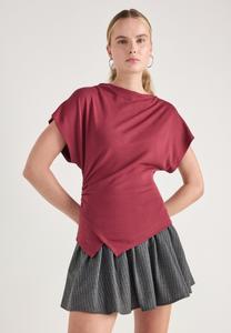 Футболка Gina Tricot ASYMMETRIC TOP, Zinfandel/Bordeaux