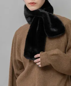 Короткий шарф из искусственного меха