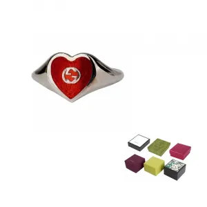 GUCCI Кольцо с переплетающейся буквой G и эмалевым сердцем