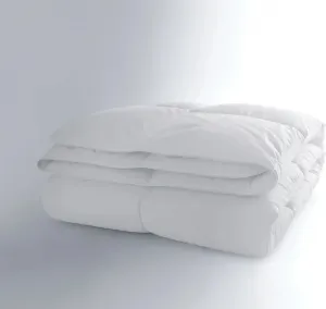 Одеяло стеганое, 100% микрофибра, 4 сезона, 155x220 см Yadetextil