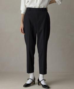 Красивые зауженные брюки из саржи Suite, цвет Black [005]