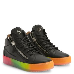 Джузеппе Занотти Крисс Giuseppe Zanotti, черный