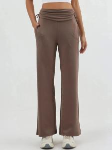 Hiccup Брюки Regular в коричневом цвете