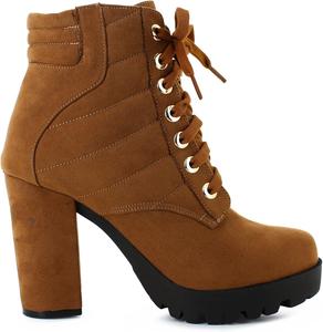 Сапоги на высоком каблуке цвета мед QQO, Honey