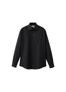 MANGO MAN Рубашка 'Emeritol' в черном цвете, приталенная, на пуговицах