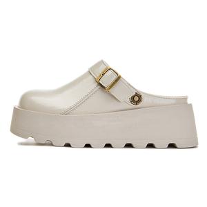 Закрытые тапочки для женщин POOQ, бежевый