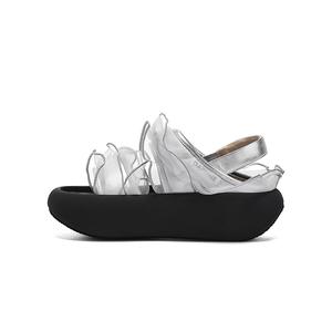 Сандалии женские на одной застежке из искусственной кожи DAPHNE, серебро