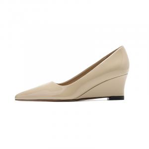 Туфли-лодочки на танкетке 5 см Zubumei, черные, телесные