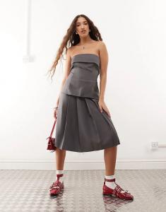 COLLUSION Удлиненный топ-бандо серого цвета, часть комплекта