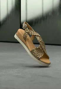 Сандалии на танкетке Gabor, Natur