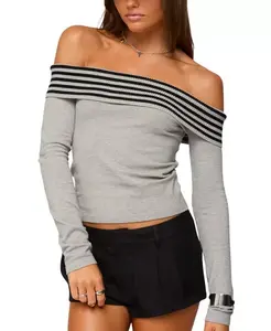 Вязаный топ Leetal в полоску с отворотом Edikted, серый