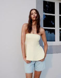 Топ-труба Abercrombie & Fitch с баской пастельно-желтого цвета