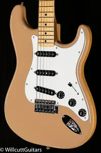 Fender Made in Japan Limited International Color Stratocaster с кленовым грифом, цвет Sahara Taupe (737)