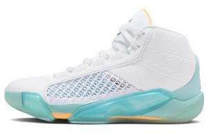 38 Го Айлун Джордан, Бело-синий