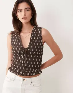 Коричневый топ с v-образным вырезом и сборками Abercrombie & Fitch