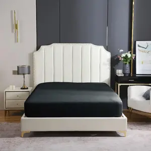 Простыня атласная на резинке 160 х 200 + 30 см черная разных цветов Spod Igły i Nitki