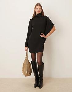 Мини-платье Mango с высоким воротом и асимметричными рукавами черного цвета