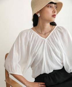 Топ с присборенной отделкой "Ива"