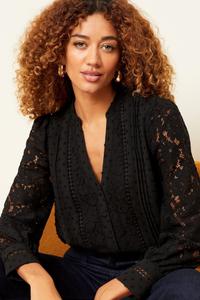 Блузка с v образным вырезом из кружева добби микс Love & Roses, черный