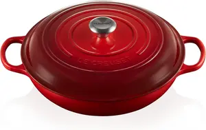 Жаровня чугунная Le Creuset с эмалированным покрытием, 4700 мл, красный