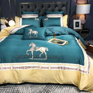 FUANNA Комплект постельного белья 2.0м: пододеяльник 220x240 см, простыня, 2 наволочки, ткань Tianma Xingkong, темно-зеленый с желтым