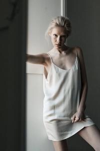 Платье Feu Muuv., бежевый