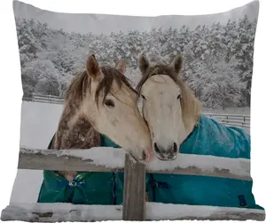 Подушка для улицы - Лошади - Одеяло - Снег - 40x40 см - Устойчива к погодным условиям - Подушка для отдыха - Подушка - Внутренняя часть - Обивка с изображением MuchoWow